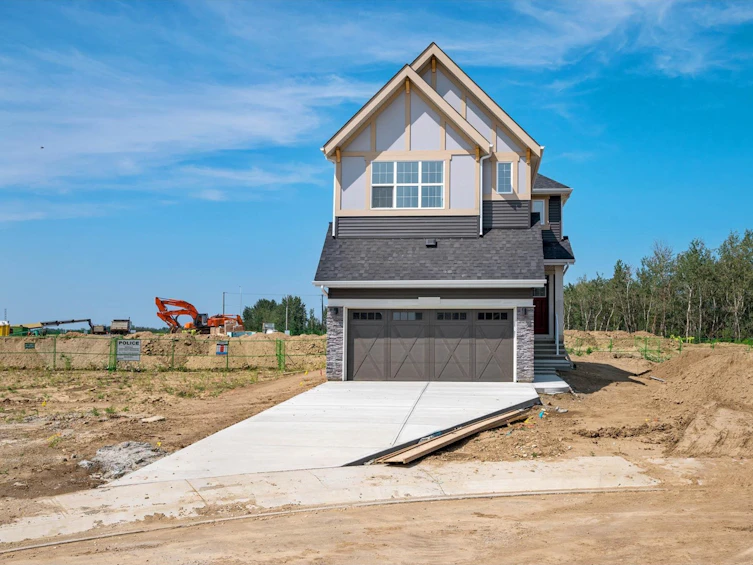 8418 228a Street NW, Edmonton, AB, T5T 4A3 - 36
