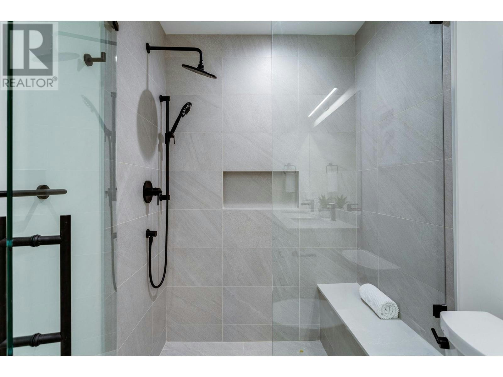 6-1979 Country Club Drive, Kelowna, BC, V1X 0H6 - 25