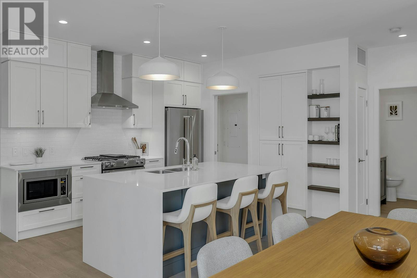 6-1979 Country Club Drive, Kelowna, BC, V1X 0H6 - 5