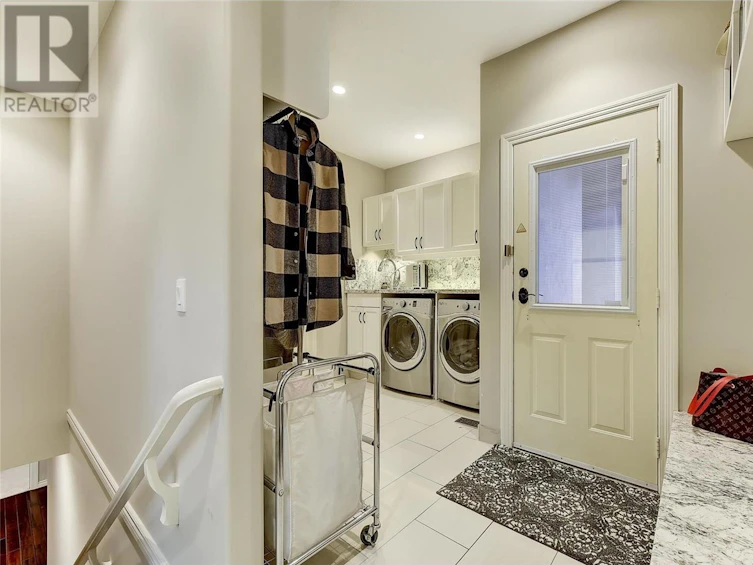 376 Uplands Court, Kelowna, BC, V1W 4J7 - 23