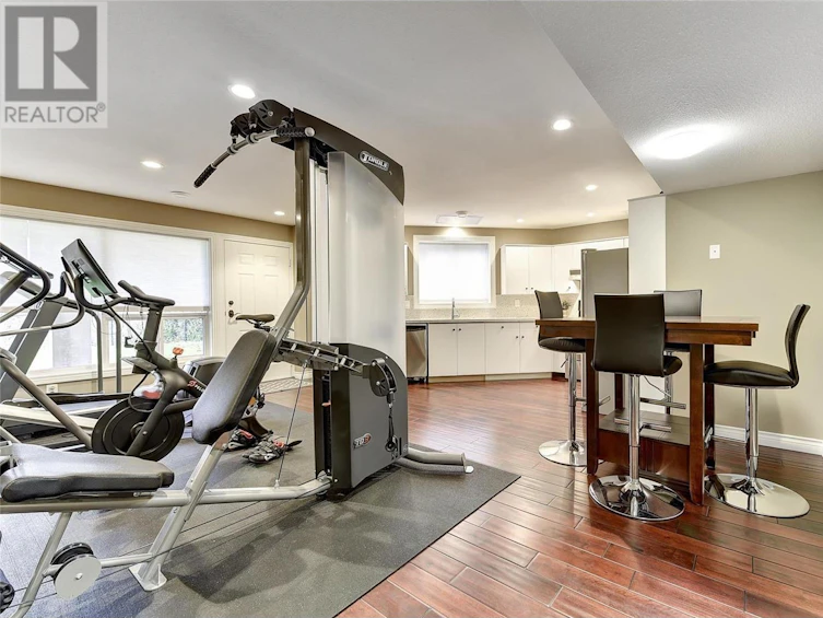 376 Uplands Court, Kelowna, BC, V1W 4J7 - 38