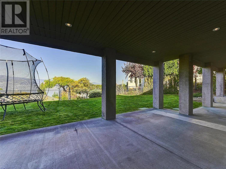 376 Uplands Court, Kelowna, BC, V1W 4J7 - 43