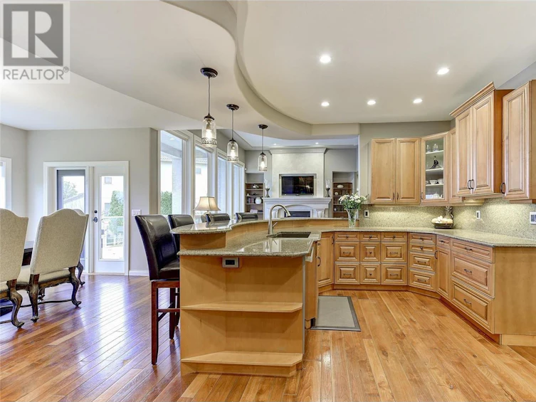 376 Uplands Court, Kelowna, BC, V1W 4J7 - 8
