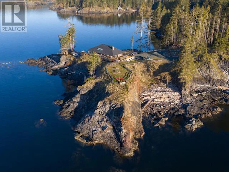 2011 Valdes Drive, Quadra Island, BC, V7V 1J8 - 2