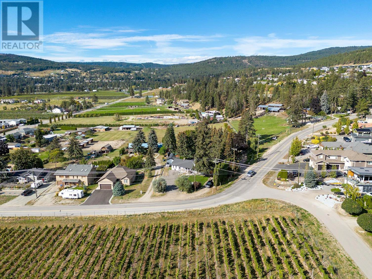 3154 Smith Creek Road, West Kelowna, BC, V4T 1M7 - 11