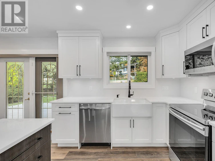 3154 Smith Creek Road, West Kelowna, BC, V4T 1M7 - 16