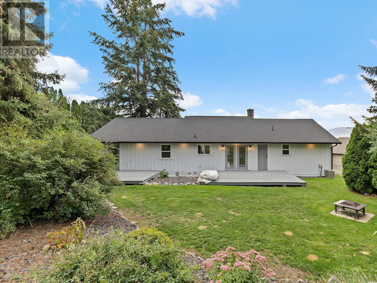 3154 Smith Creek Road, West Kelowna, BC, V4T 1M7 - 3