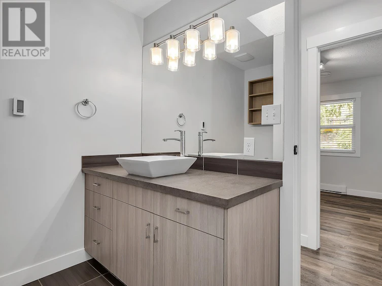 3154 Smith Creek Road, West Kelowna, BC, V4T 1M7 - 33