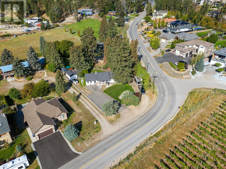 3154 Smith Creek Road, West Kelowna, BC, V4T 1M7 - 9