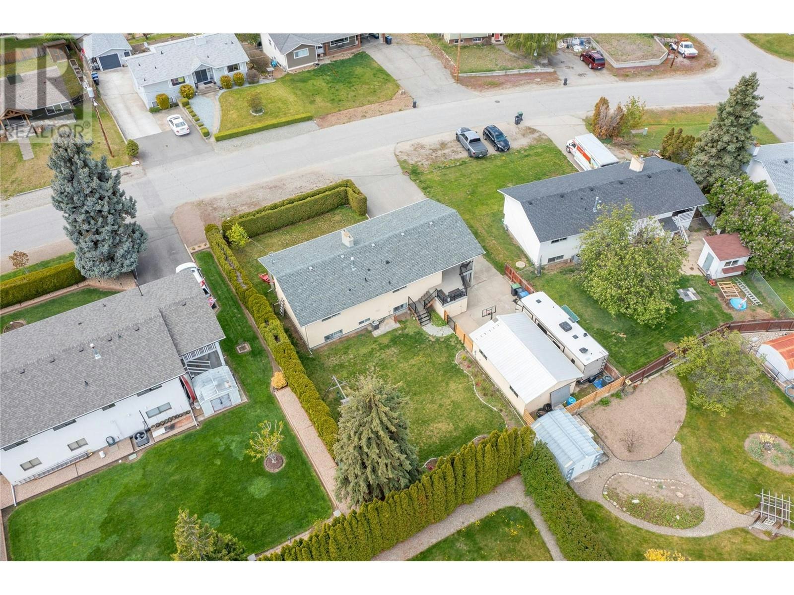 1845 Hayashi Road, Kelowna, BC, V1P 1A7 - 2