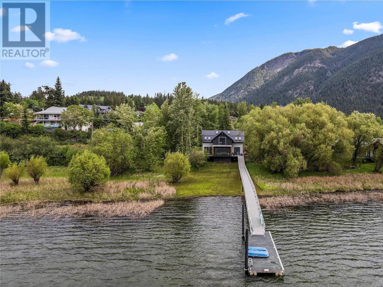 3700 Sunnybrae Canoe Point Road, Tappen, BC, V0E 2X1 - 30