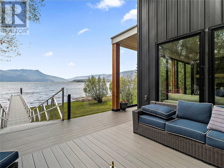 3700 Sunnybrae Canoe Point Road, Tappen, BC, V0E 2X1 - 33