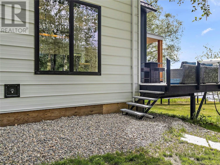 3700 Sunnybrae Canoe Point Road, Tappen, BC, V0E 2X1 - 40