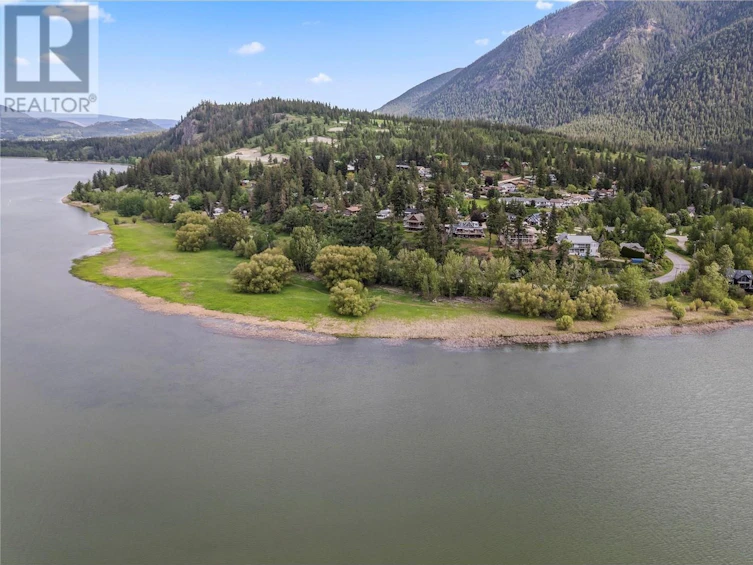 3700 Sunnybrae Canoe Point Road, Tappen, BC, V0E 2X1 - 70