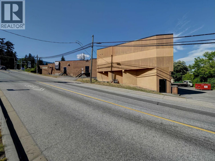 771 Gibsons Way, Gibsons, BC, V0N 1V9 - 6