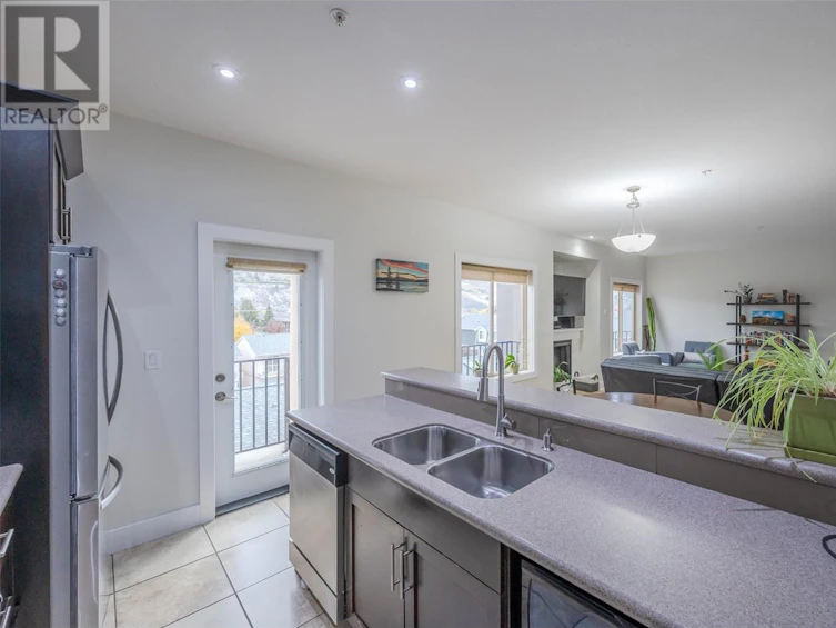 310-250 Waterford Avenue, Penticton, BC, V2A 3T8 - 10