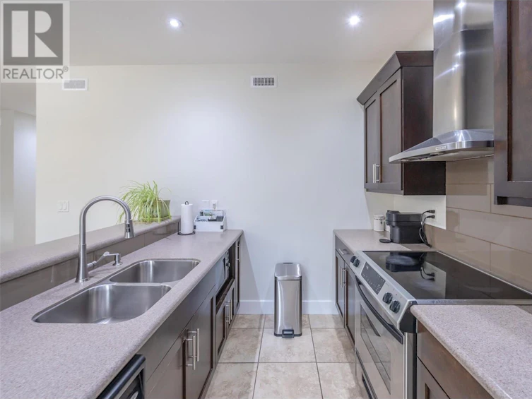 310-250 Waterford Avenue, Penticton, BC, V2A 3T8 - 9
