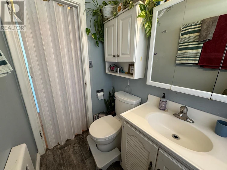 403 Conklin Avenue, Penticton, BC, V2A 2T3 - 15