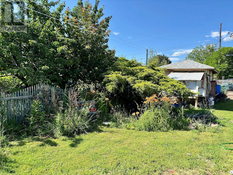 403 Conklin Avenue, Penticton, BC, V2A 2T3 - 28