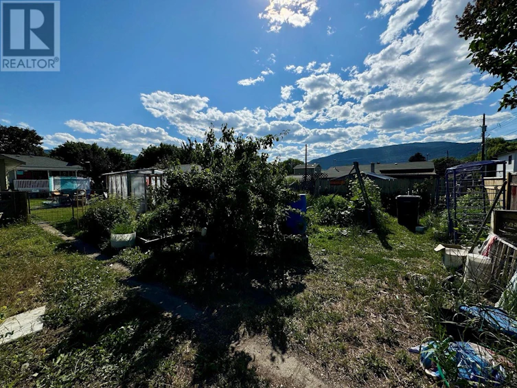 403 Conklin Avenue, Penticton, BC, V2A 2T3 - 45