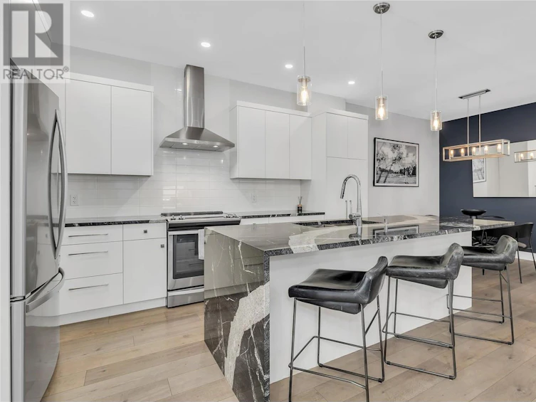1038 Wilson Avenue, Kelowna, BC, V1Y 6Y3 - 3