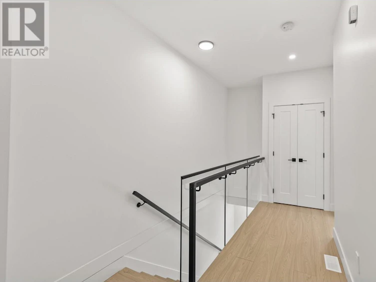 2-830 Lawson Avenue, Kelowna, BC, V1Y 6S8 - 30