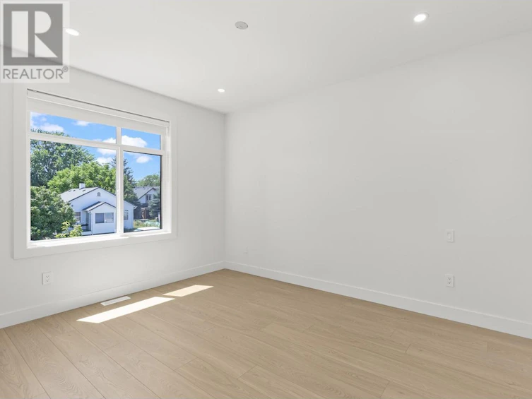 2-830 Lawson Avenue, Kelowna, BC, V1Y 6S8 - 32