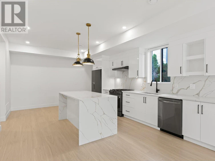 3-830 Lawson Avenue, Kelowna, BC, V1Y 6S8 - 13