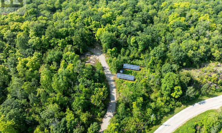572 Oak Bluffs Road