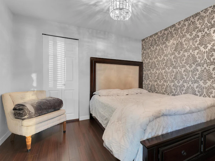 15474 Victoria, Surrey, BC, V4B 1H5 - 12