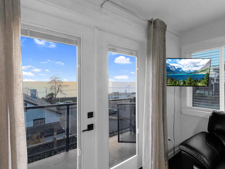 15474 Victoria, Surrey, BC, V4B 1H5 - 7