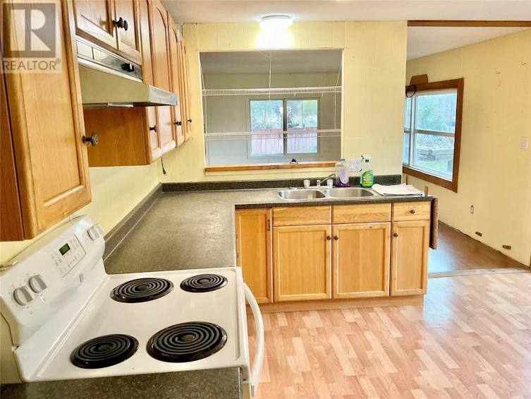 4098 3 Highway, Osoyoos, BC, V0H 1Y0 - 20