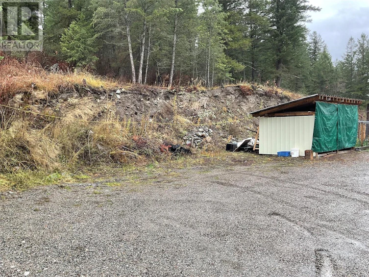 4098 3 Highway, Osoyoos, BC, V0H 1Y0 - 6