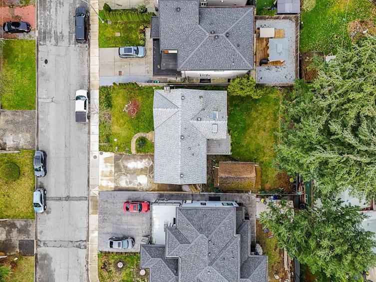 8124 116a, Delta, BC, V4C 5Y8 - 30