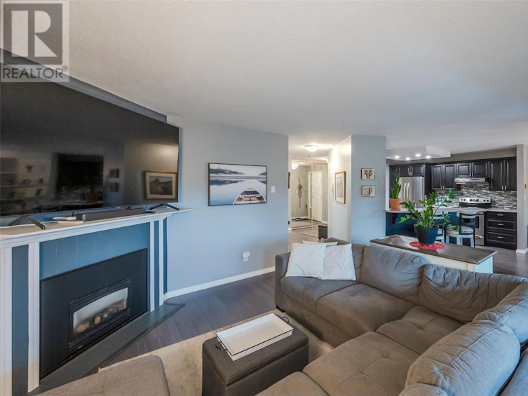 203-250 Scott Avenue, Penticton, BC, V2A 2J5 - 10