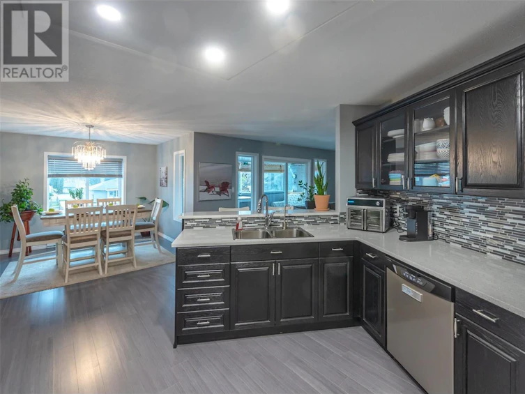 203-250 Scott Avenue, Penticton, BC, V2A 2J5 - 19
