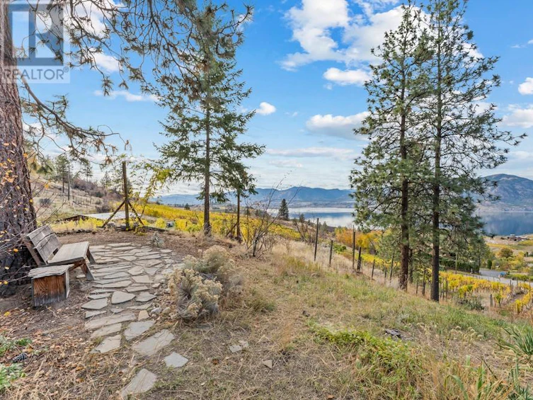 1290 Riddle Road, Penticton, BC, V2A 8X2 - 41