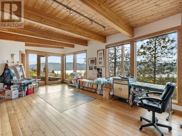 1290 Riddle Road, Penticton, BC, V2A 8X2 - 47