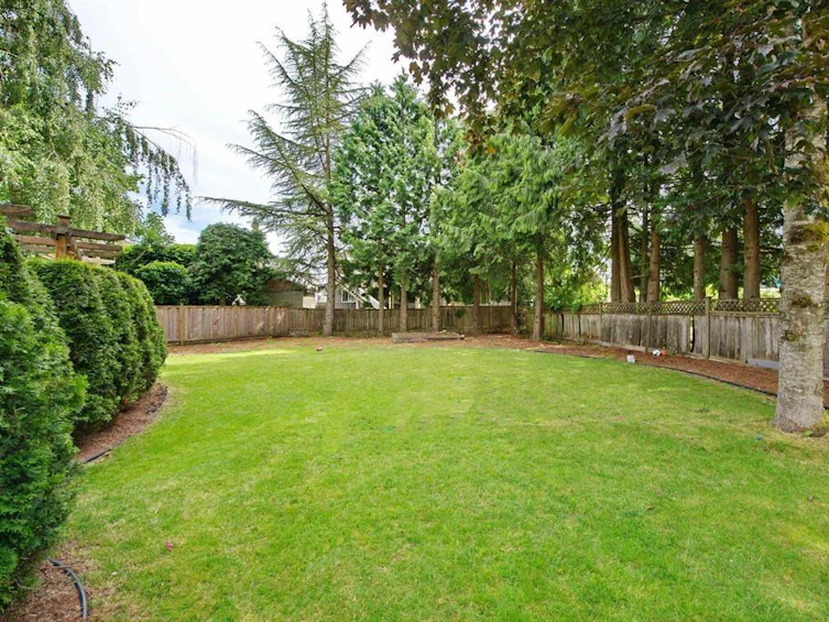 6049 133a, Surrey, BC, V3X 2K3 - 33