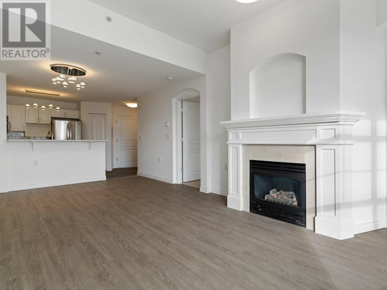 415-960 Lynn Valley Road, North Vancouver, BC, V7J 3V6 - 10