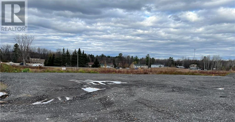 820 Summit Lane, Clarence-Rockland, ON, K4K 1K7