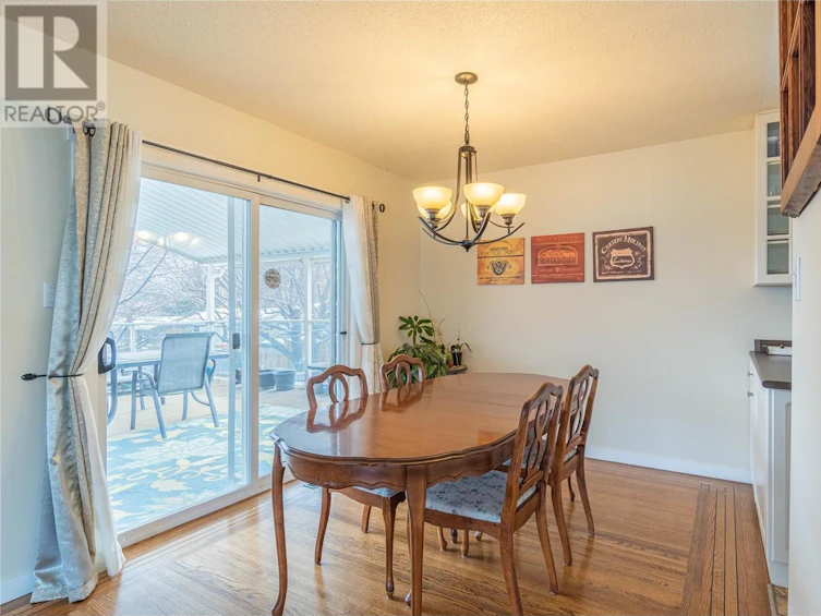 1937 Cardinal Drive, Kamloops, BC, V2C 4H5 - 9