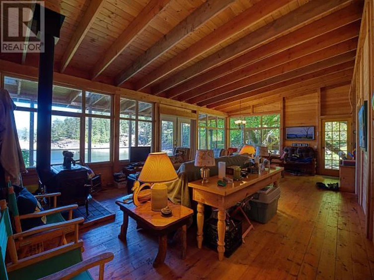 Portage Cove, Campbell River Area Small Islands, BC - 19