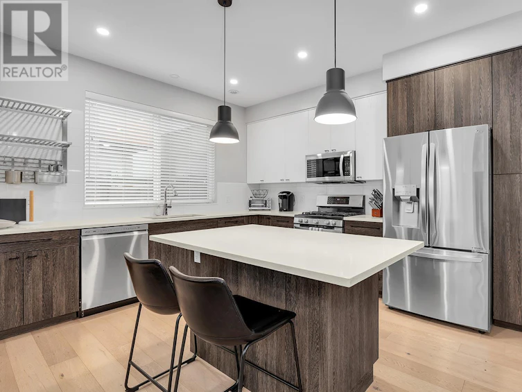 1933 Ethel Street, Kelowna, BC, V1Y 2Z6