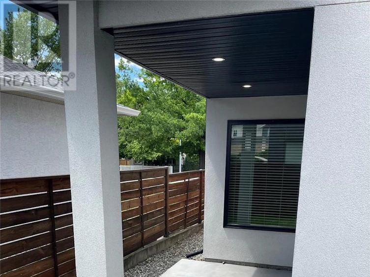 1933 Ethel Street, Kelowna, BC, V1Y 2Z6 - 31