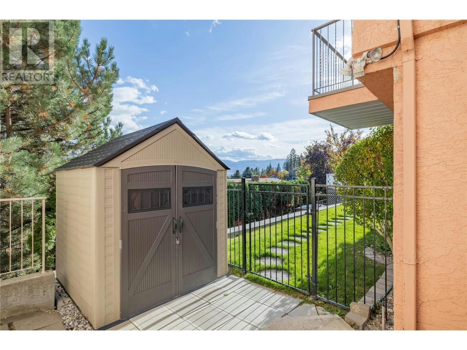 573 North Spruceview Place, Kelowna, BC, V1V 1S7 - 41