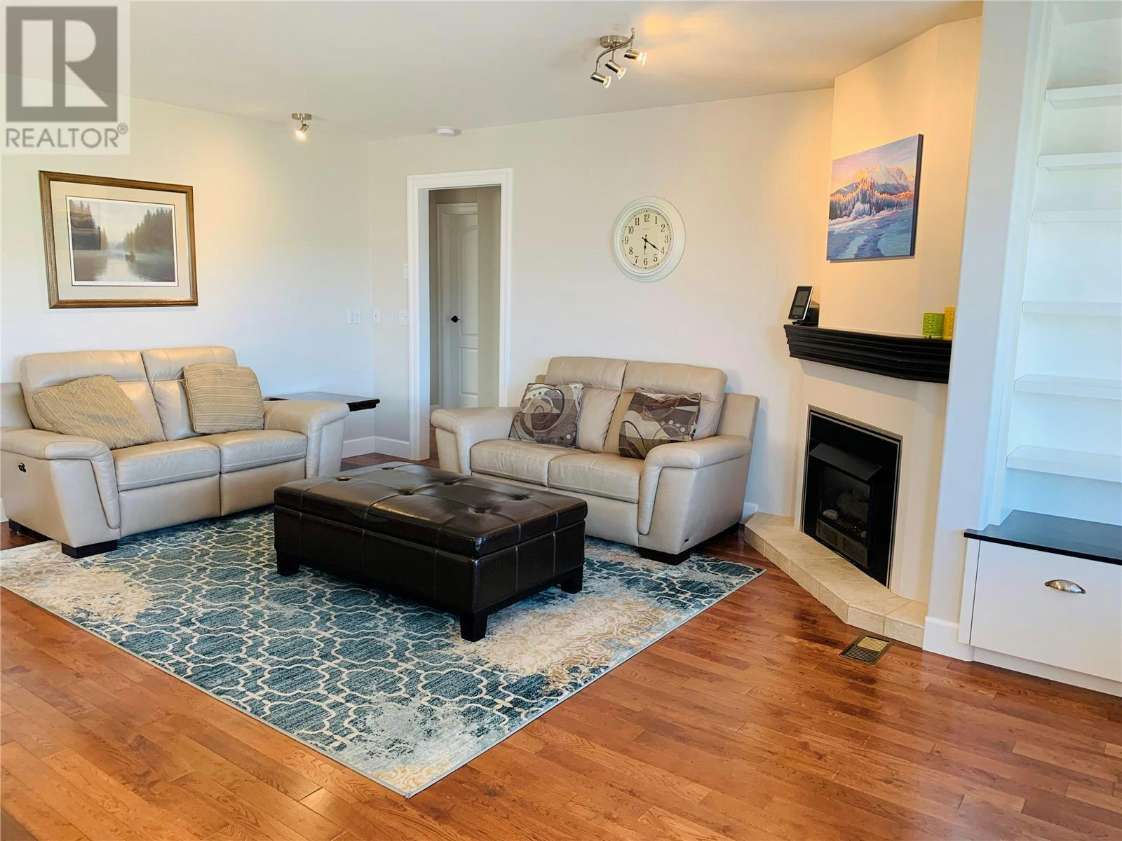 573 North Spruceview Place, Kelowna, BC, V1V 1S7 - 4