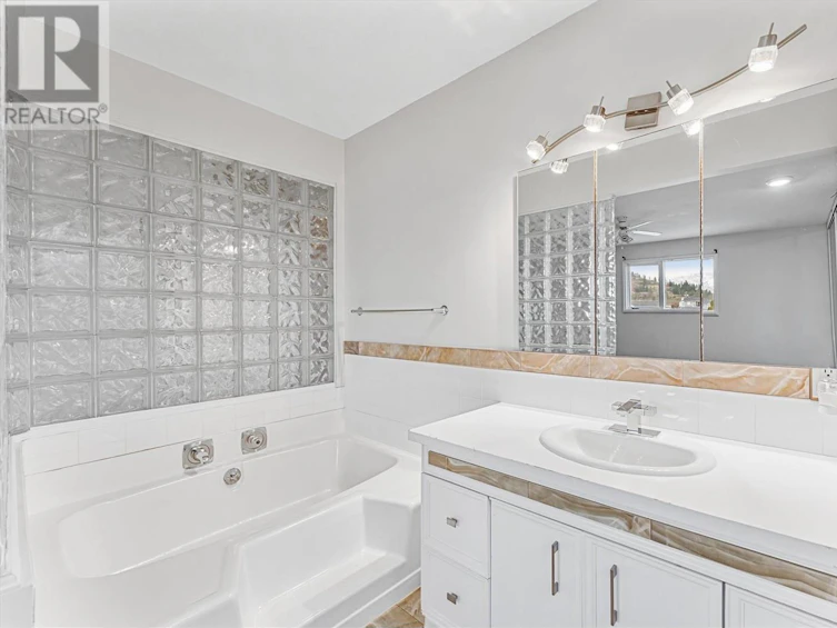 1654 Pritchard Drive, West Kelowna, BC, V4T 1X3 - 26