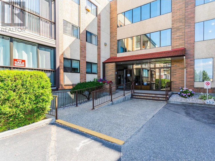 221-489 Highway 33 W, Kelowna, BC, V1X 1Y2