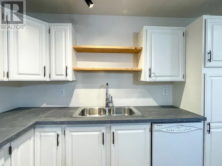 221-489 Highway 33 W, Kelowna, BC, V1X 1Y2 - 8
